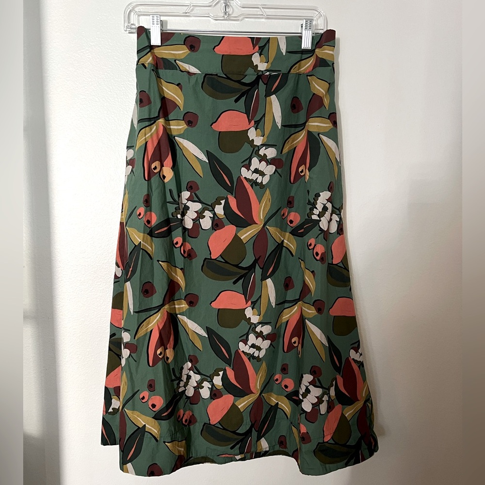 Midi Skirt made in Italy by Filomena size 8 pockets elastic waist in back